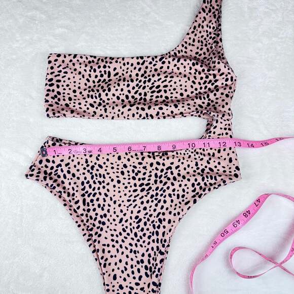Nasty Gal swimsuit once piece in animal print - Picture 2 of 5